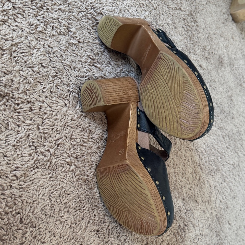 Dansko Clogs, Women’s 38, black leather - Picture 4 of 4
